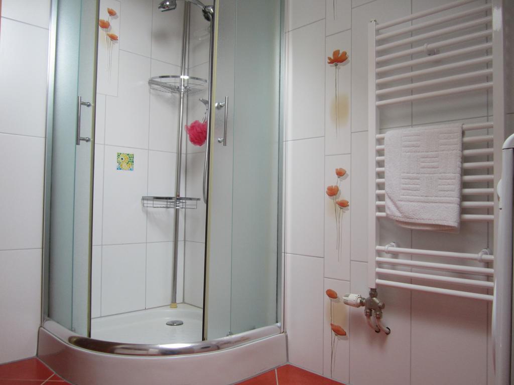 Privat Vrbov 23公寓 外观 照片